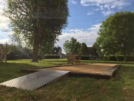 8FDD432B-EB7B-4C5D-A9A2-B504191698DC - Réalisation d'une place de pétanque